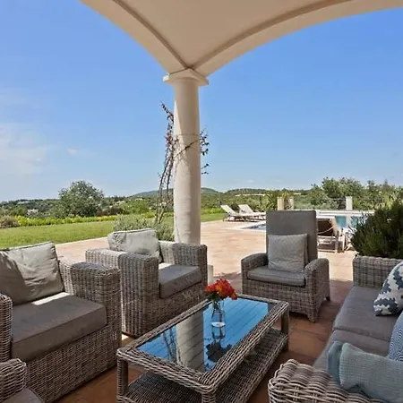 Sleeps 11 Pool Air Con Wifi *