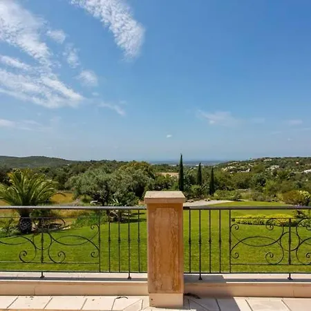 Sleeps 11 Pool Air Con Wifi Willa