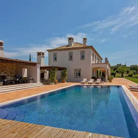 Sleeps 11 Pool Air Con Wifi Villa